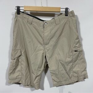 Columbia Men's Beige Cargo Shorts